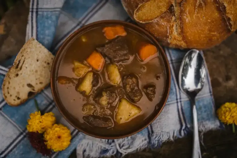 Plat maison servi à Reichshoffen, style cuisine familiale